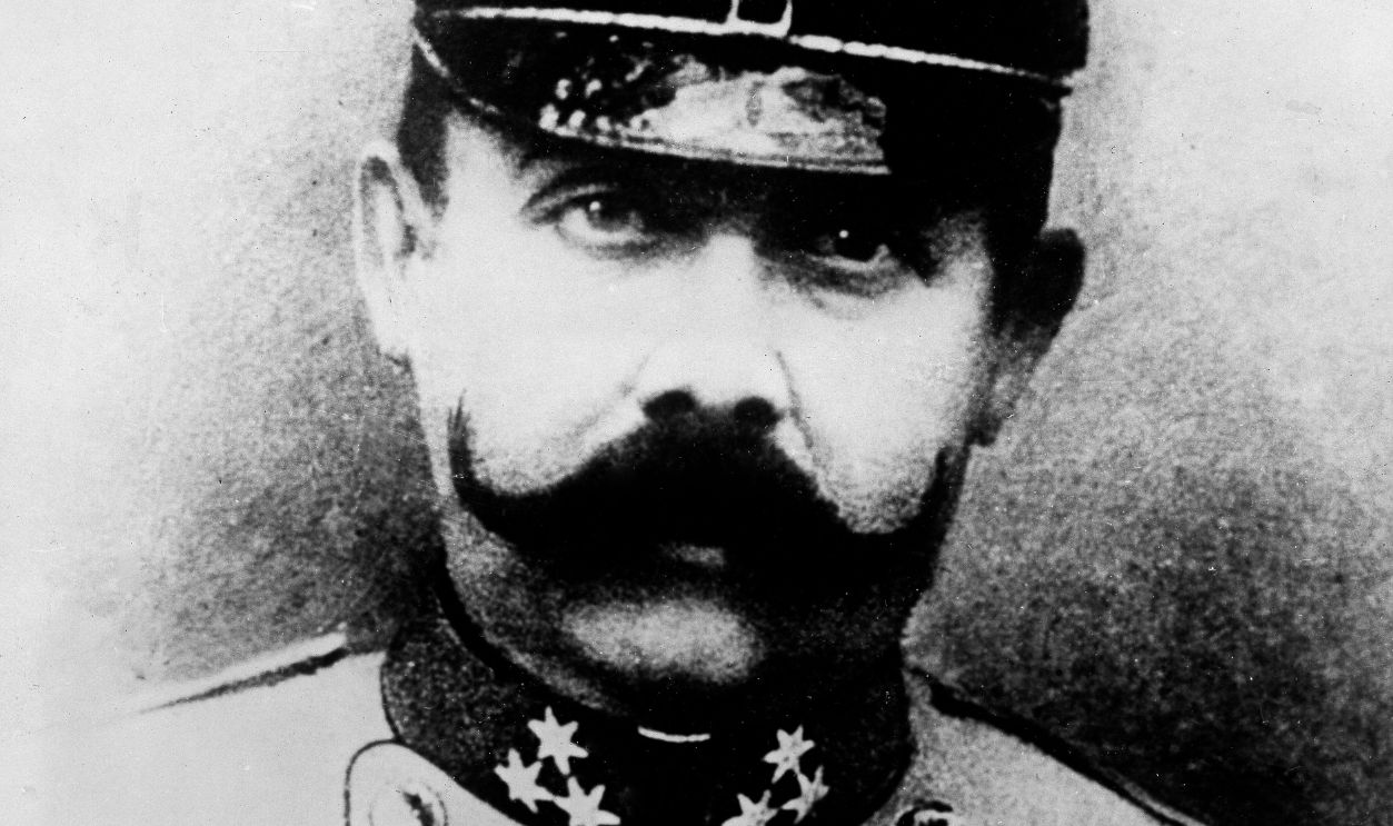 Getty Images -  541798485, Franz Ferdinand*18.12.1863-28.06.1914+Archduke of Austria-EsteCrown Prince of Austria-Hungary- no date (probably 1910) (Eingeschränkte Rechte für bestimmte redaktionelle Kunden in Deutschland. Limited rights for specific editorial clients in Germany.) Franz Ferdinand*18.12.1863-28.06.1914+Archduke of Austria-EsteCrown Prince of Austria-Hungary- no date (probably 1910) 