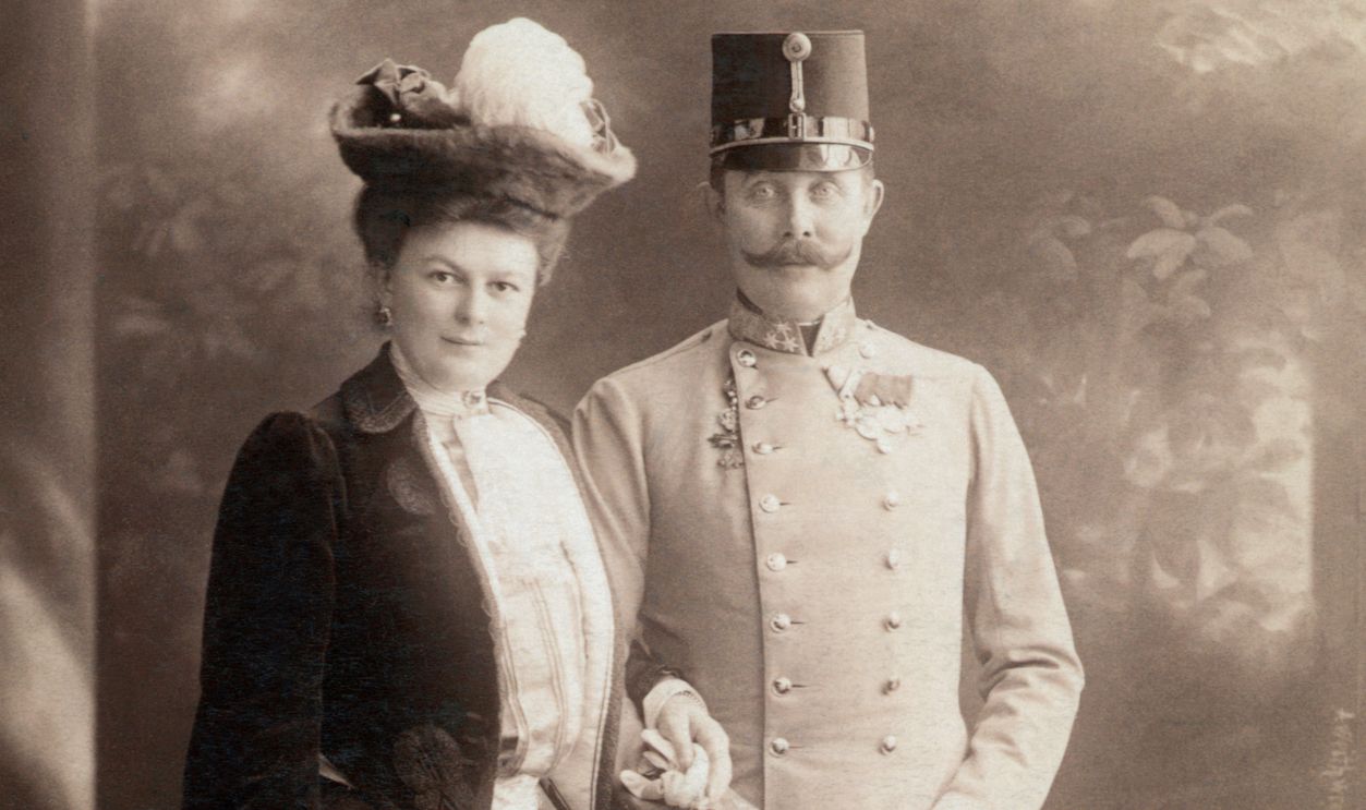 Gettyiamges - 514881922, Franz Ferdinand and Wife Countess Choteck (Original Caption) Franz Ferdinand Archduke of Austria with his wife, Countess Choleck. Both were assassinated at Sarajevo in August 1914. Photograph, standing full length.