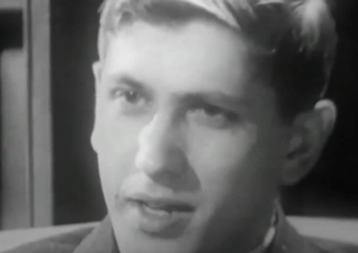 Screenshot of Bobby Fischer from - Bobby Fischer Against the World (2011)