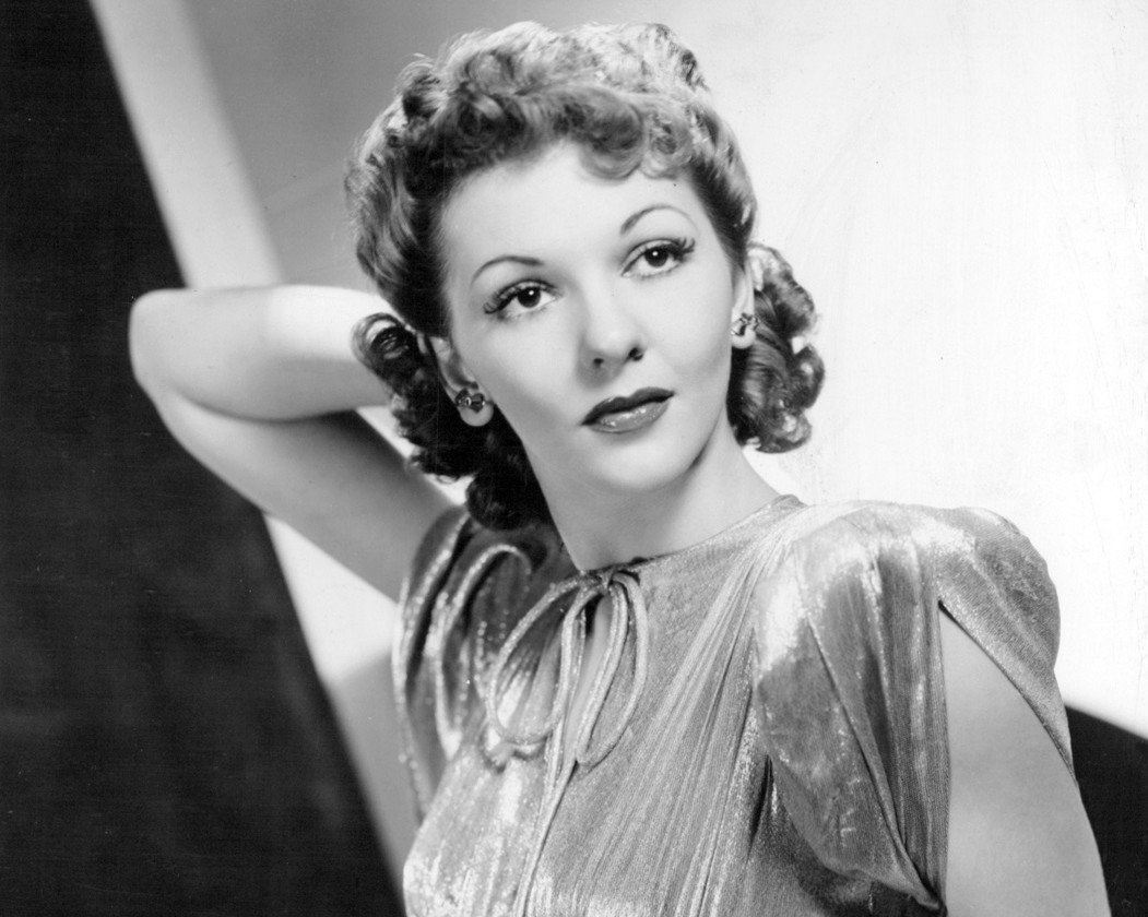 Grayscale Portrait Photo of  American actress and singer Mary Martin 1939