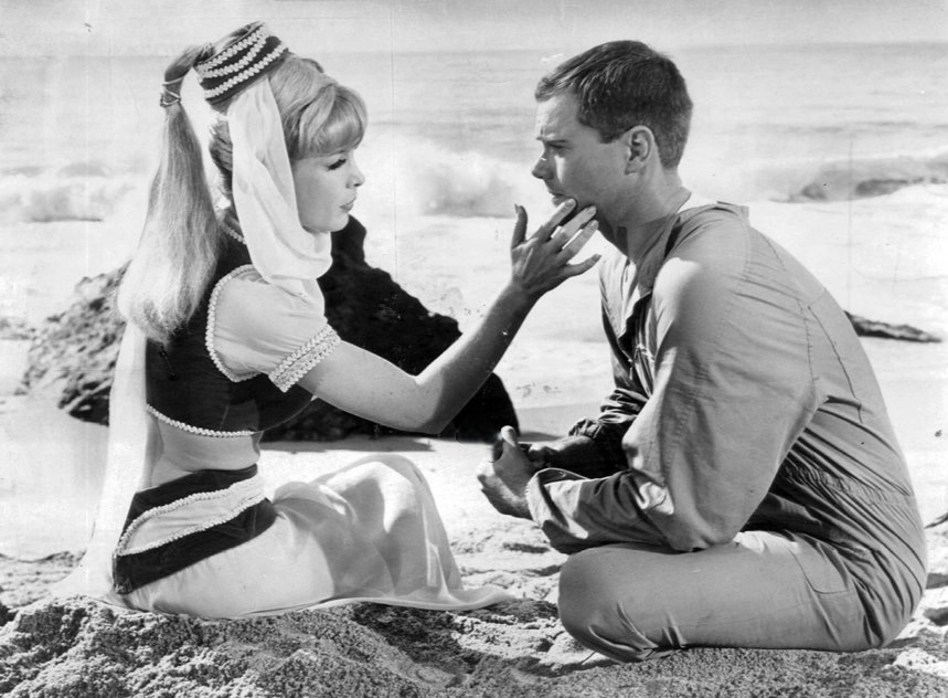 Publicity photo of Larry Hagman and Barbara Eden from I Dream of Jeannie