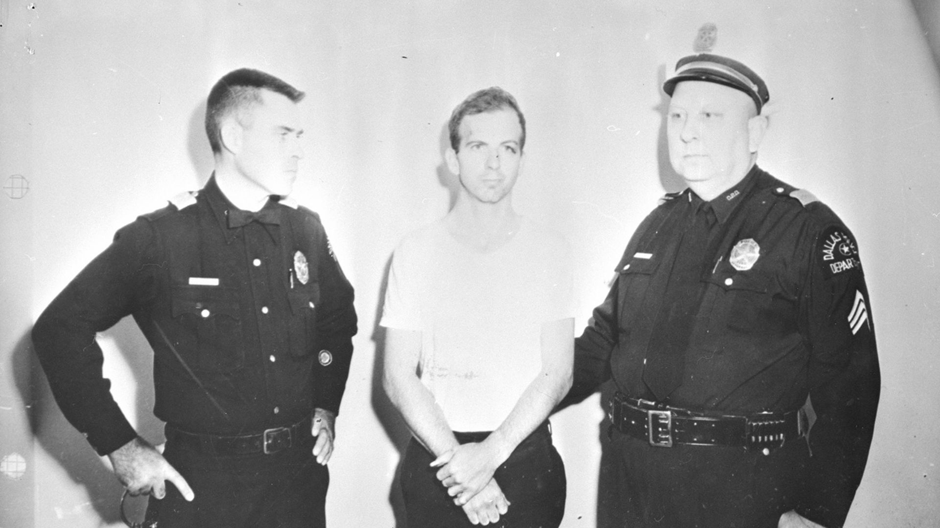 File:Lee Harvey Oswald-01.jpg