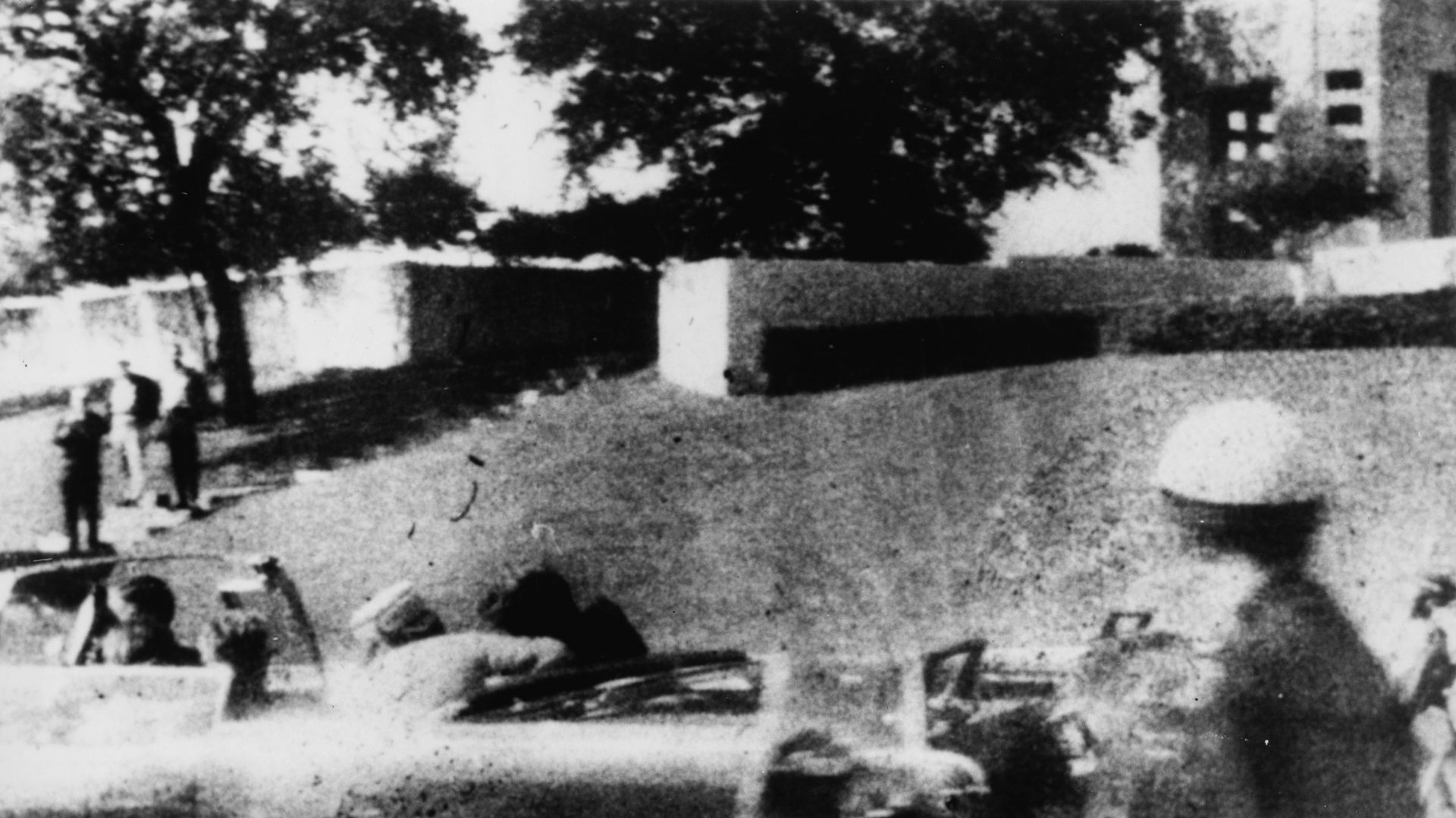 File:Moorman photo of JFK assassination (cropped).jpg
