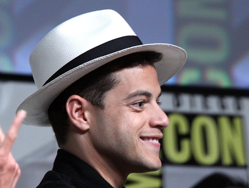 Rami Malek speaking at the 2012 San Diego Comic-Con International