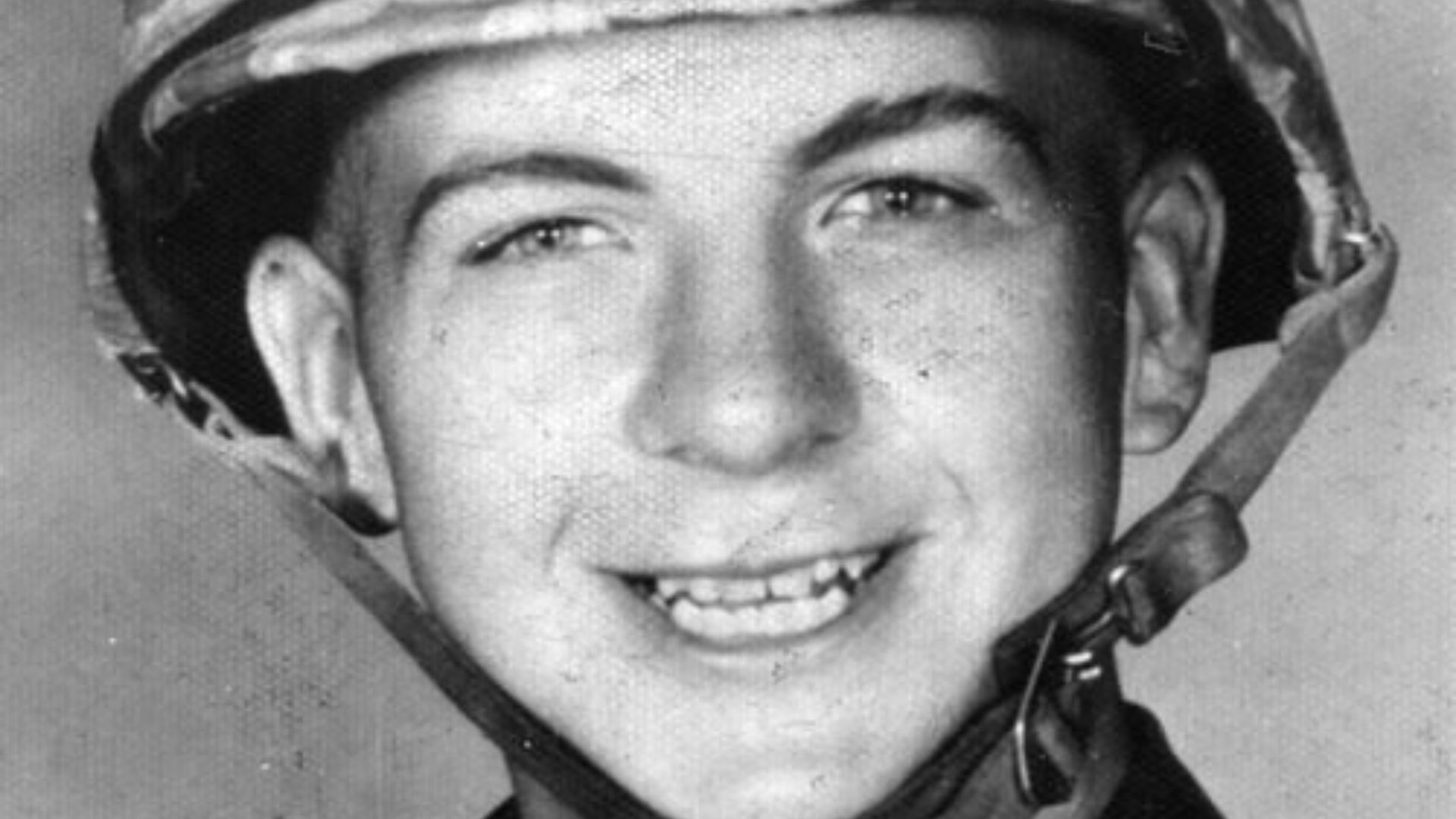 File:Lee Harvey Oswald-USMC.jpg