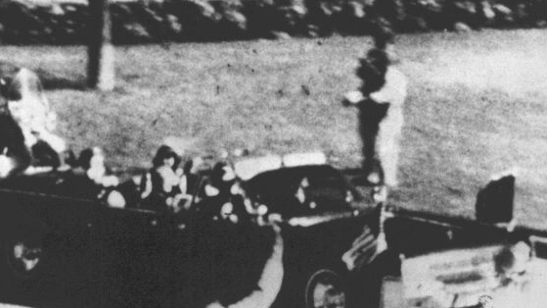 File:Zapruder film frame CE398.jpg