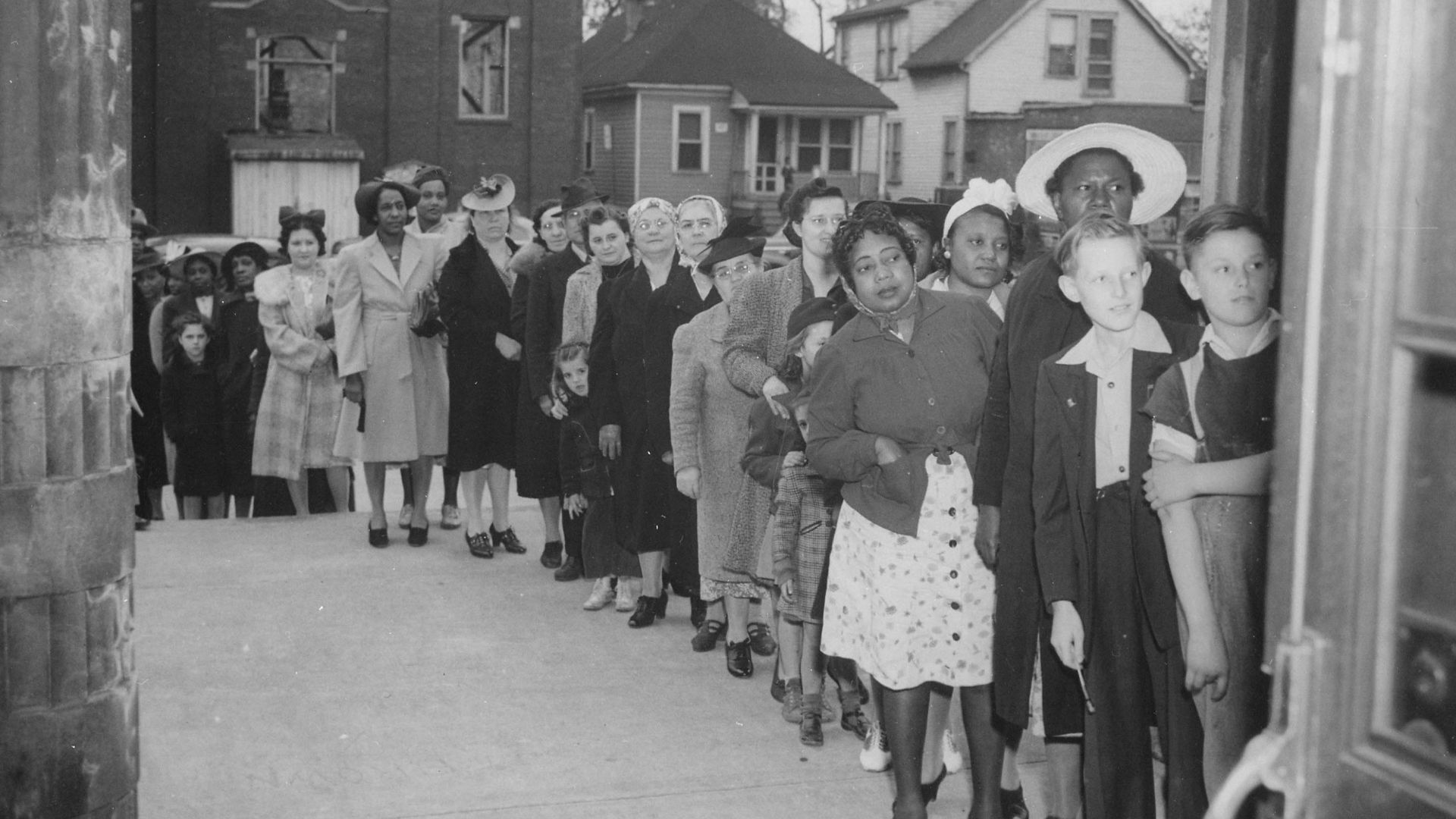 File:Sugar rationing, 1942 - 1945 (5589769668).jpg