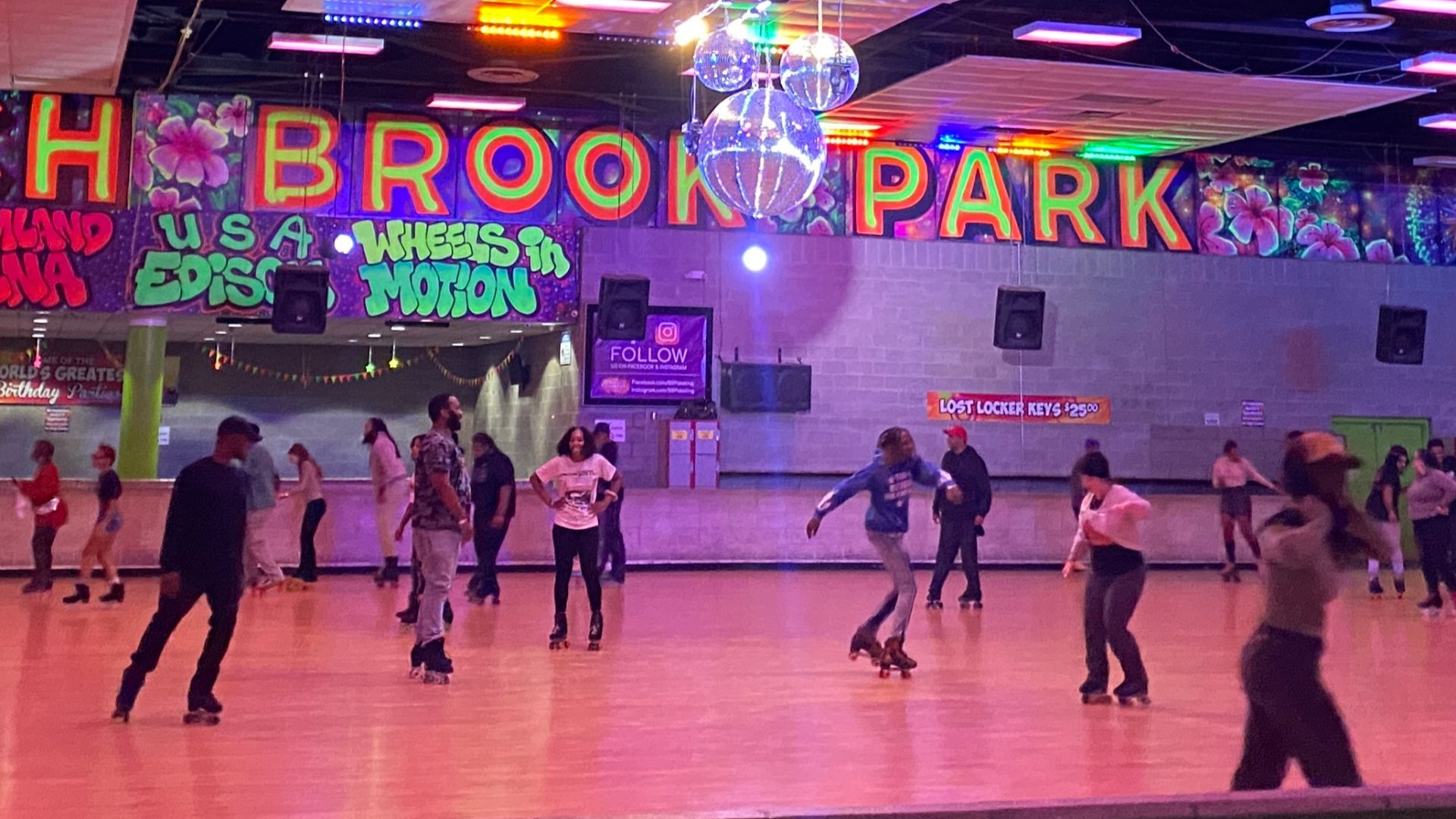 File:Branch Brook Park Roller Skating Center in Newark, 2024.jpg