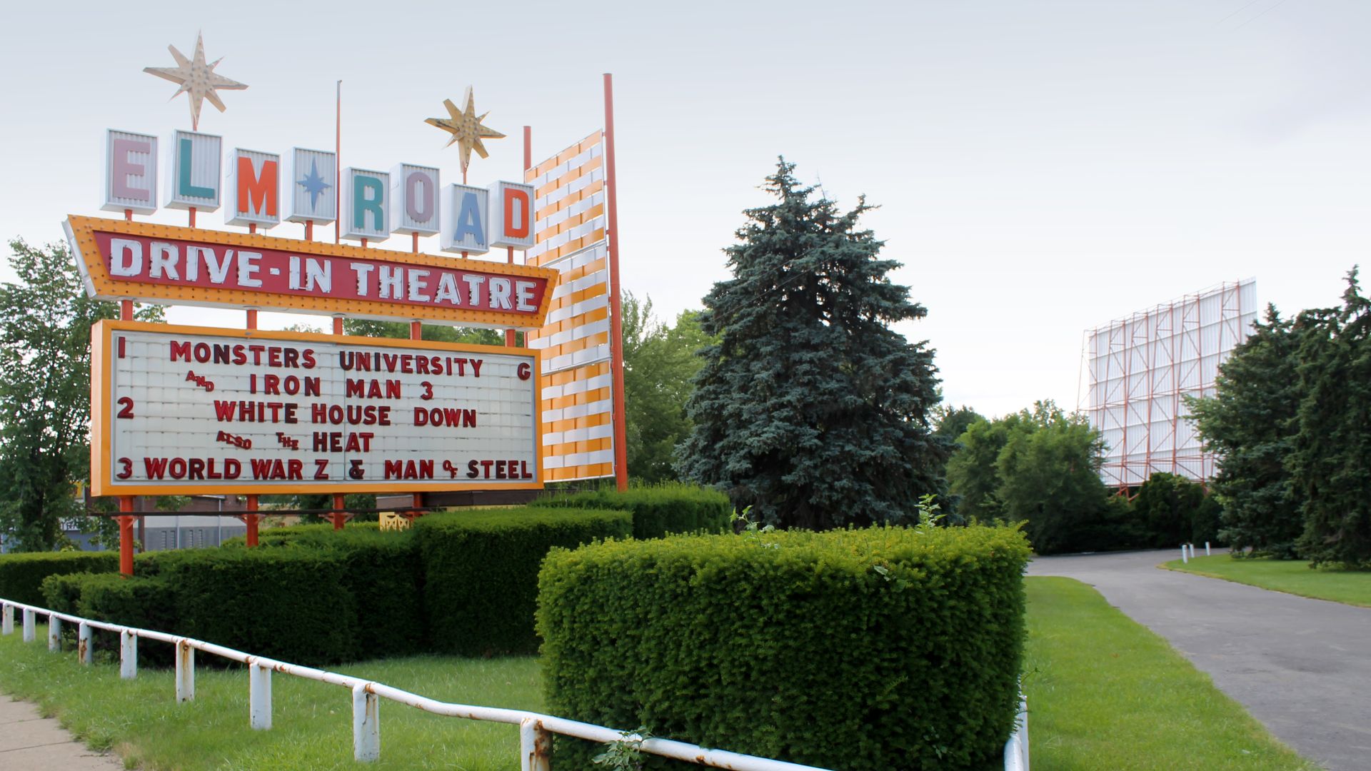 File:Elm Road Drive-In Theatre.jpg