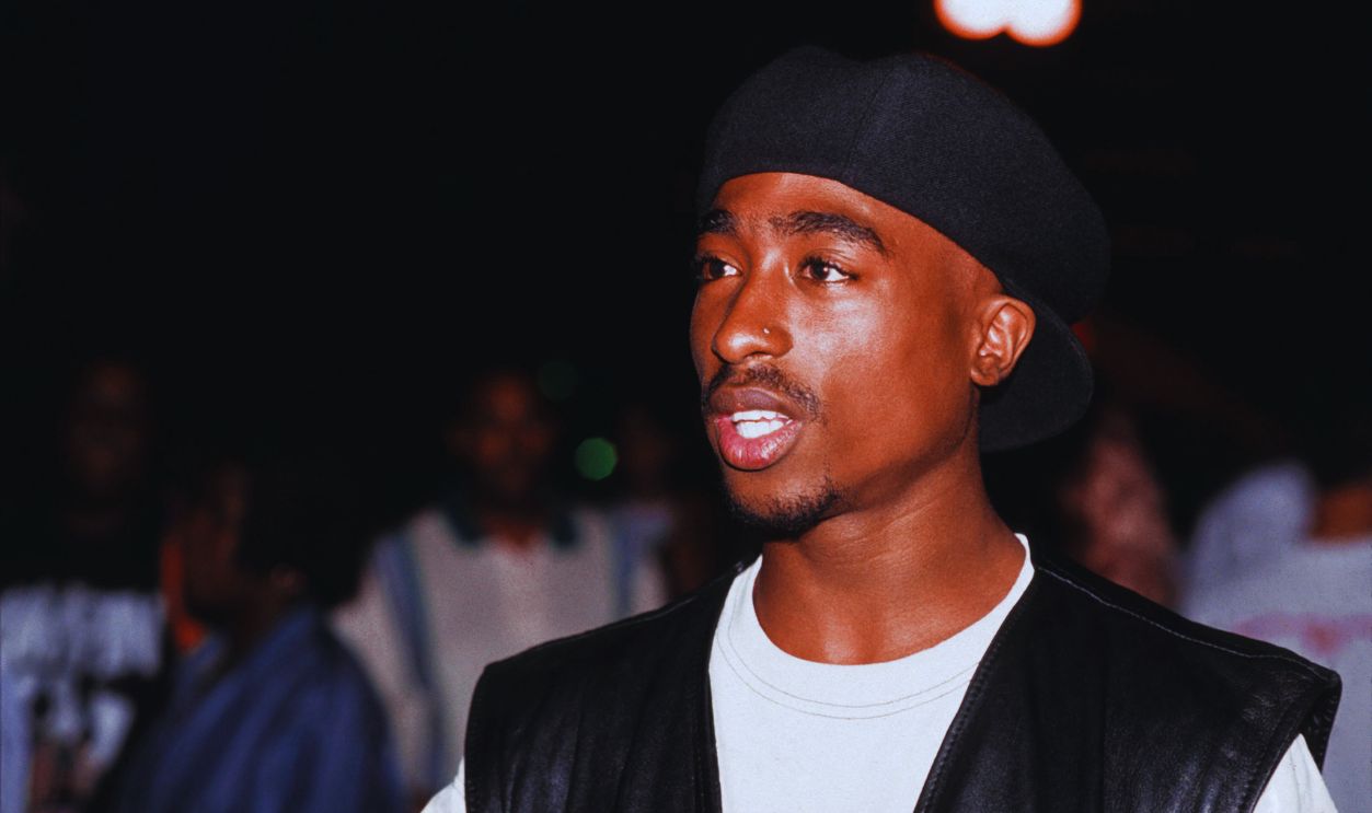 Tupac Shakur At Club Amazon NEW YORK - JULY 23: (L-R) Rapper Tupac Shakur poses for a portrait at Club Amazon on July 23, 1993 in New York, New York.