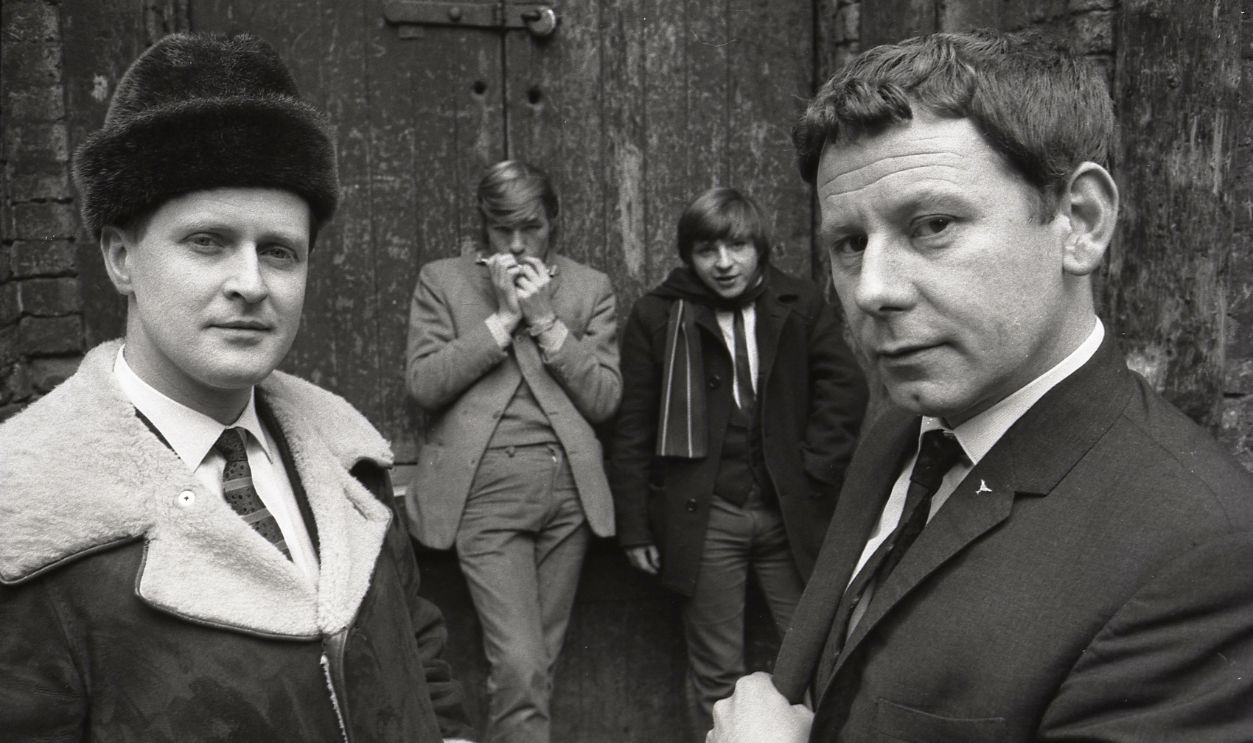 Gettyimages - 86201960, Photo of CAVERN CLUB and Ray McFALL and Bob WOOLER Ray McFall (left) and Bob Wooler (right) posed together outside the Cavern Club, Liverpool on Matthew Street, 1964.