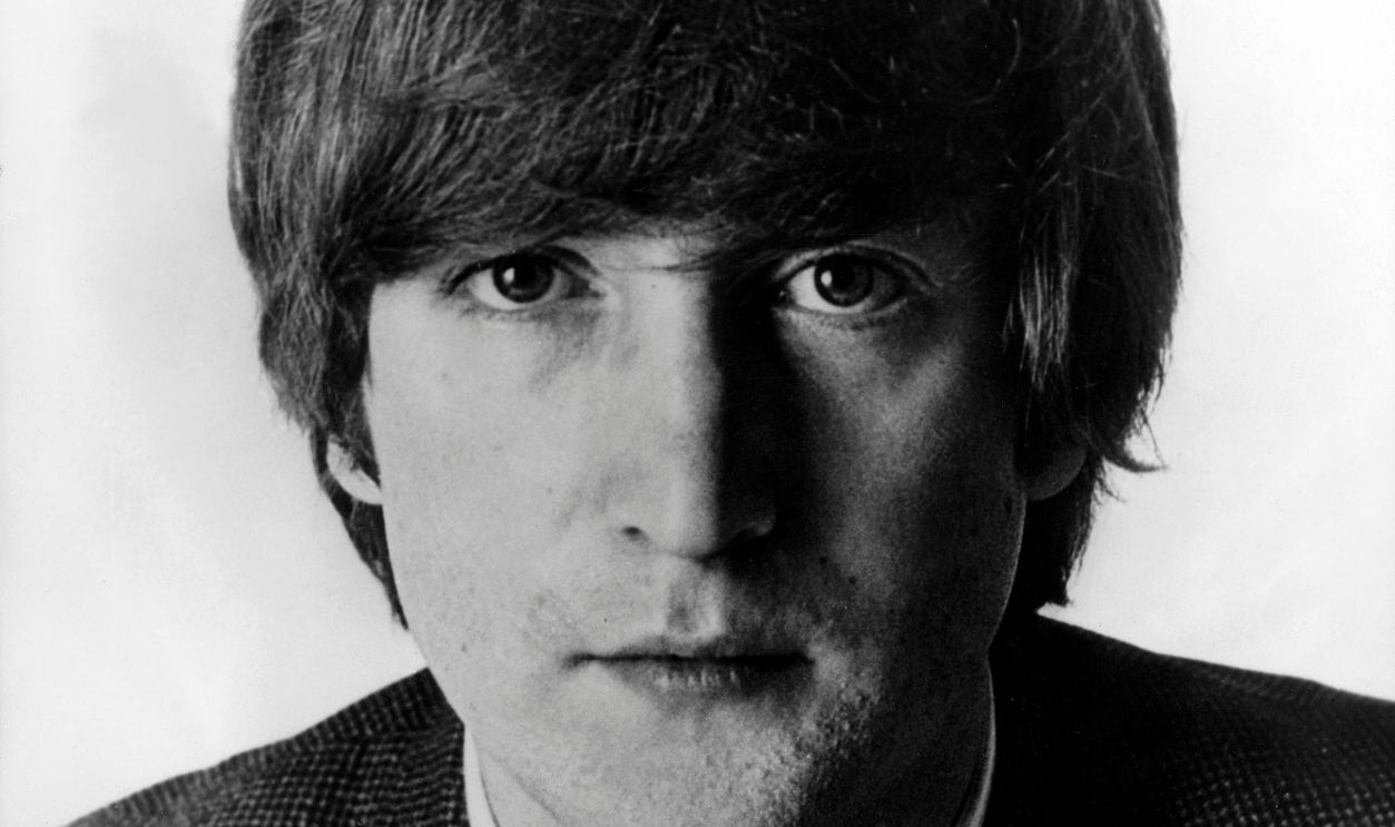 Gettyimages - 91142049, Photo of John LENNON UNSPECIFIED - JANUARY 01: Photo of John LENNON; Event:, Artist: John Lennon