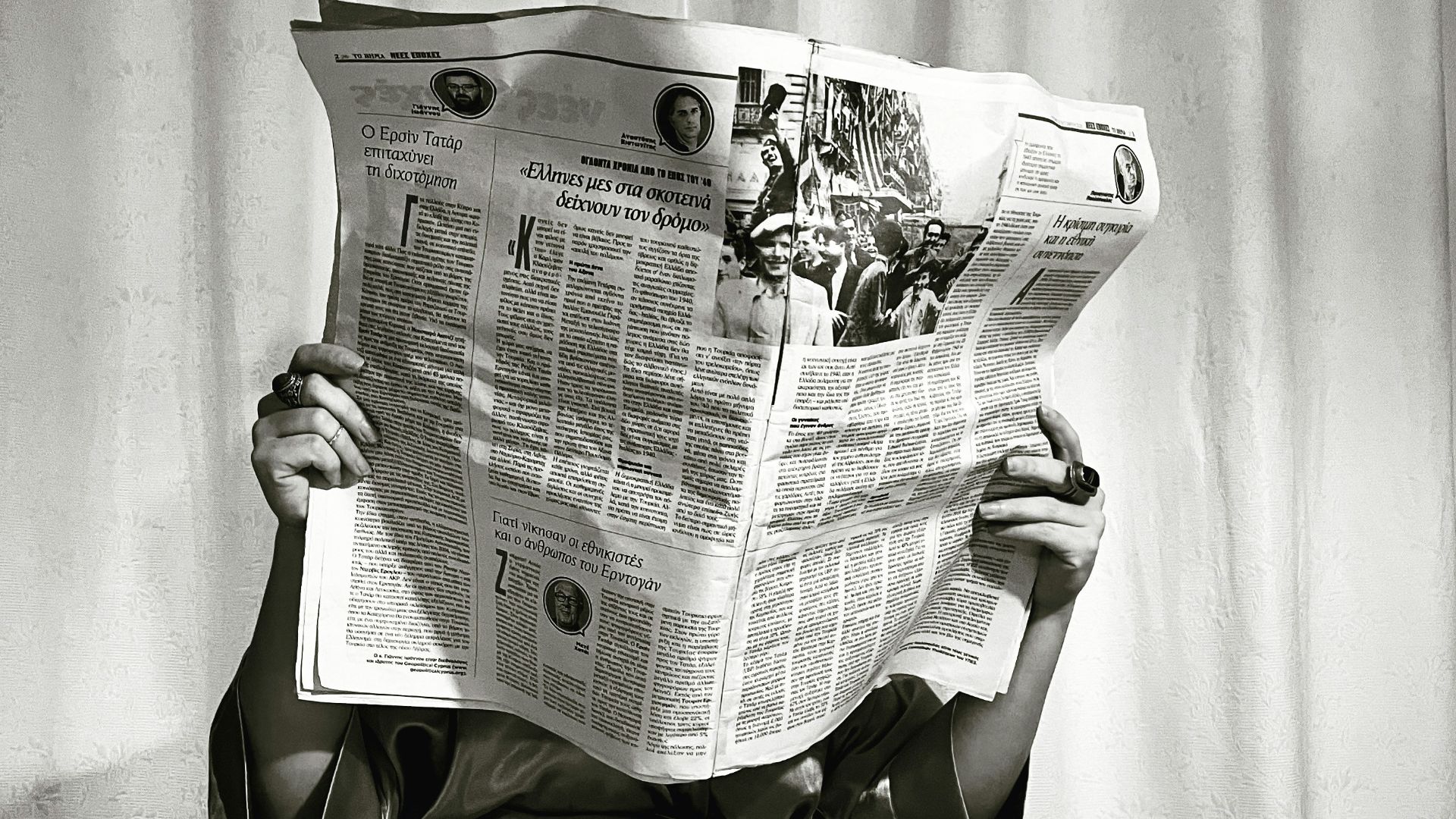 black and white vintage car scale model