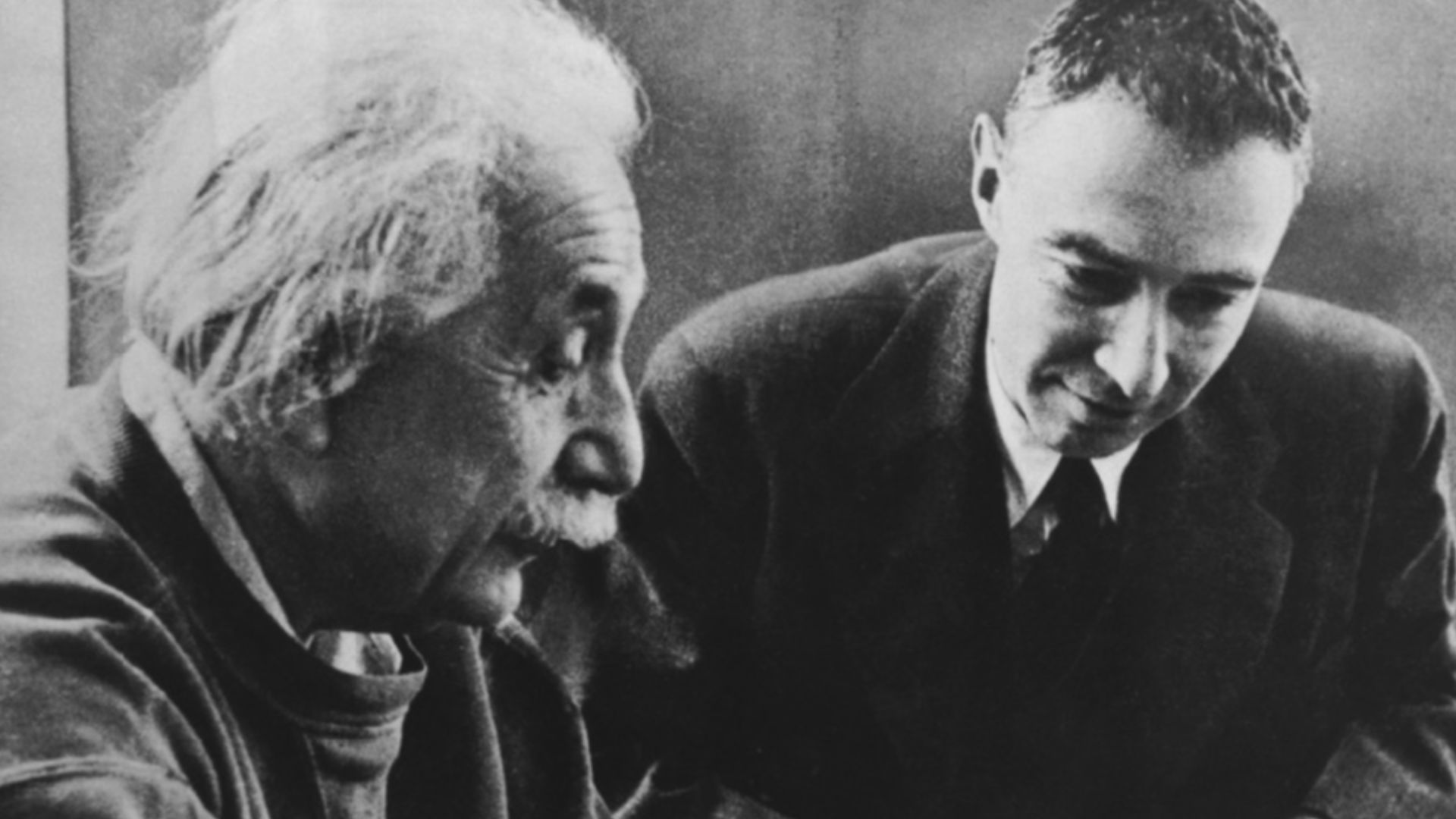 File:Einstein oppenheimer.jpg