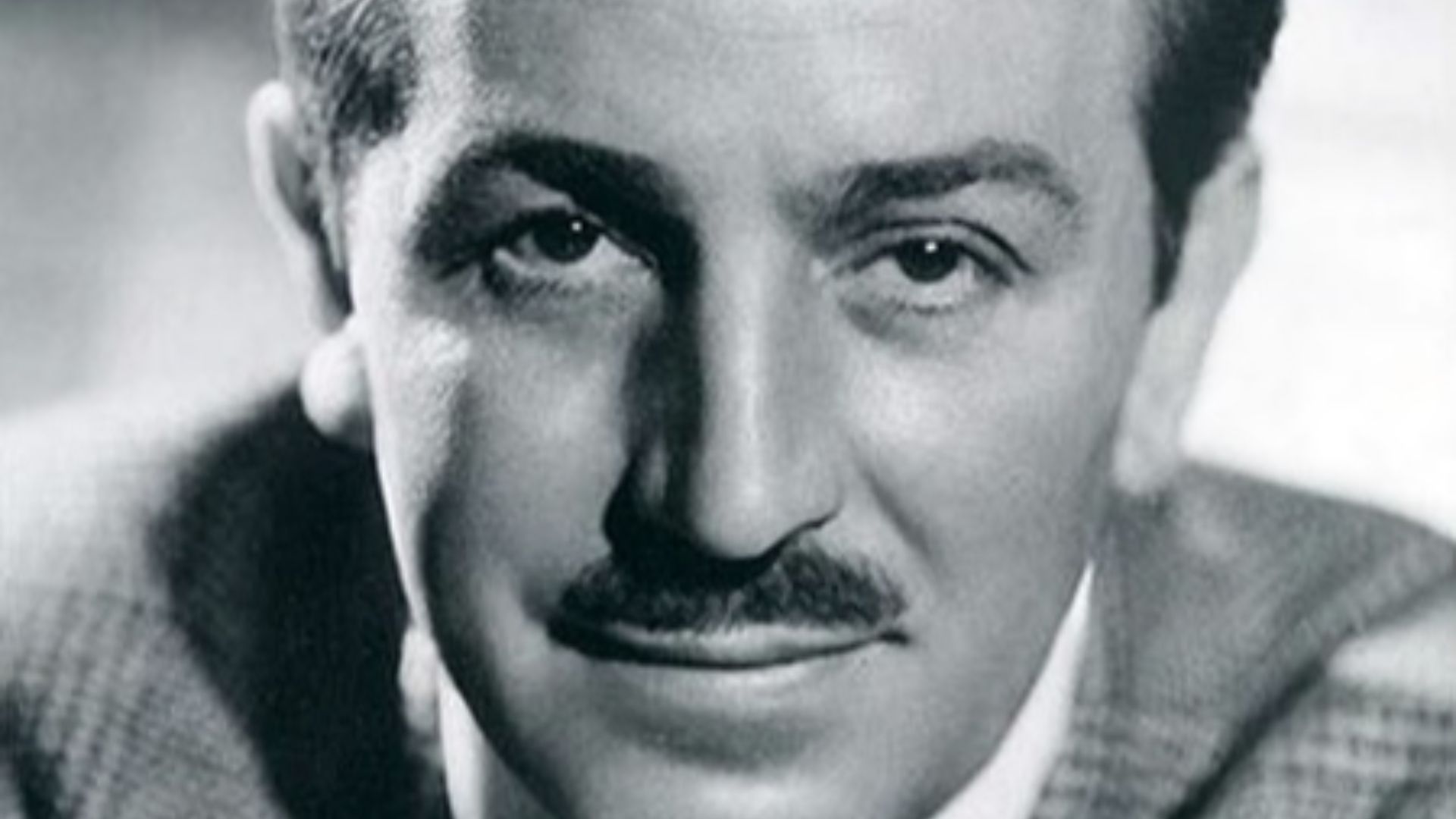 File:Walt Disney 1946 (cropped).JPG