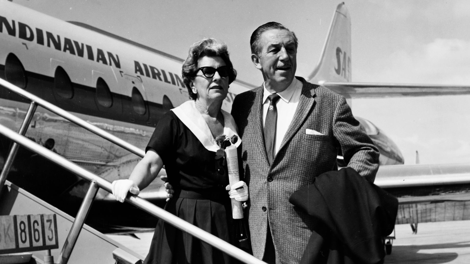File:Walt Disney and his wife departing from Kastrup Airport CPH, Copenhagen by SAS to Vienna.jpg