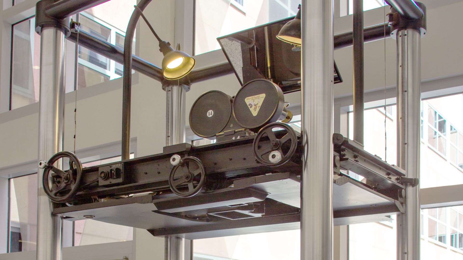 File:Disney 1937 multiplane camera.jpg