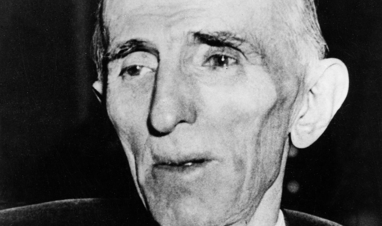 (Eingeschränkte Rechte für bestimmte redaktionelle Kunden in Deutschland. Limited rights for specific editorial clients in Germany.) Serbian-American inventor, engineer and futurist Nikola Tesla (1856 - 1943). 