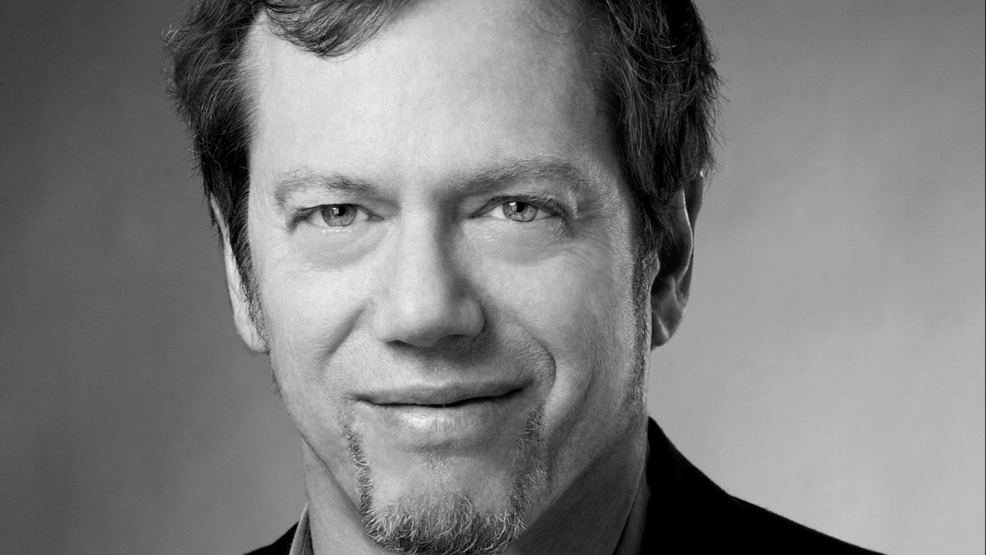 File:Robert Greene B&W.jpg