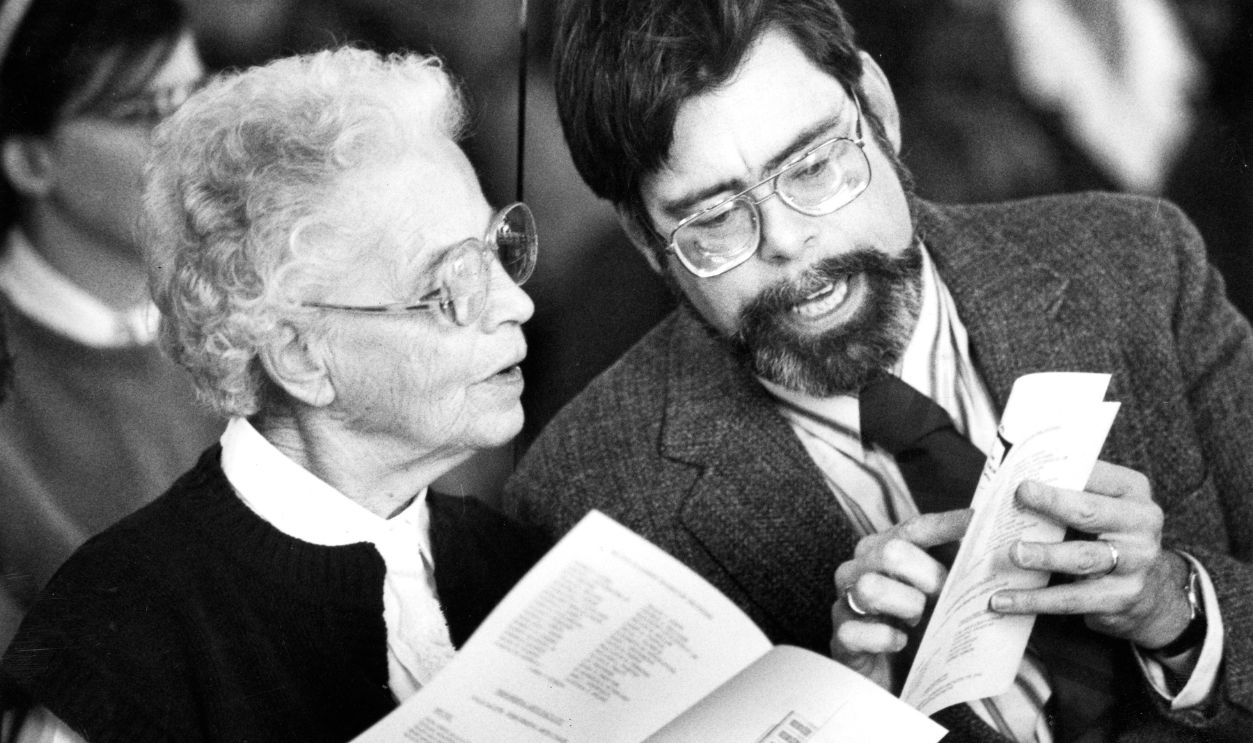 MILTON, MA - NOVEMBER 11: Author Stephen King talks with his aunt Ethelyn Flawes during the dedication ceremonies for the Paul J. Kellner Performing Arts Center and Ruth King Theatre at Milton Academy in Milton, MA on Nov. 11, 1989. The $12.5 million project is being funded by contributions from George Kellner, a Wall Street financier, and Stephen King, the author and film maker, the Massachusetts Industrial Finance Agency, and residents of Milton. The center and theater are named for Kellner's father and King's mother, respectively, both of whom had a strong appreciation for the arts, their sons said. 