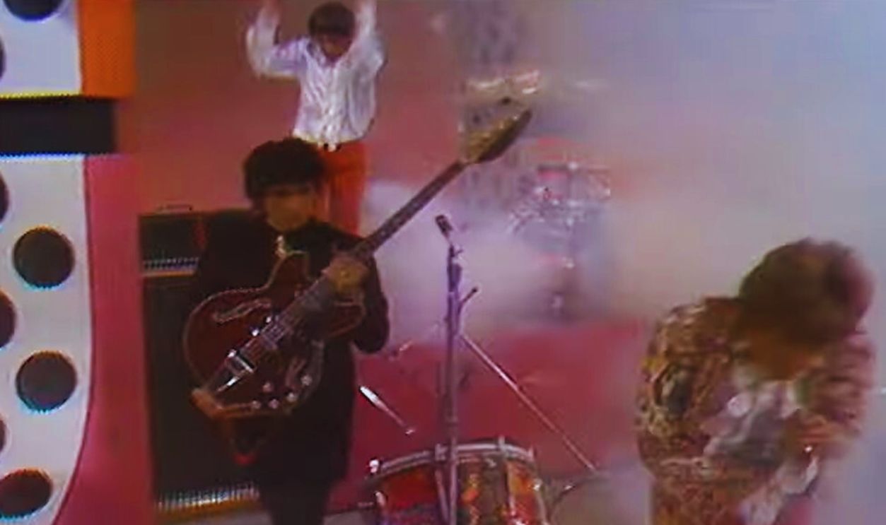 The Who on THE SMOTHERS BROTHERS COMEDY HOUR