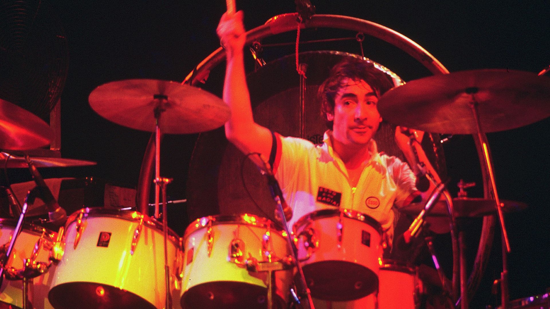 File:Keith Moon 4 - The Who - 1975.jpg