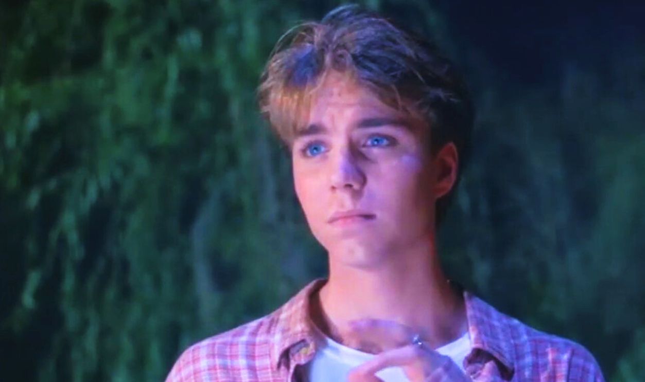 Jonathan Brandis in seaQuest DSV