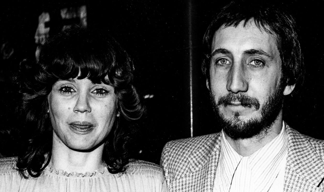 Gettyimages - 1176807989, Pete townshend. karen astley. 1975 Pete townshend. karen astley. 1975. 