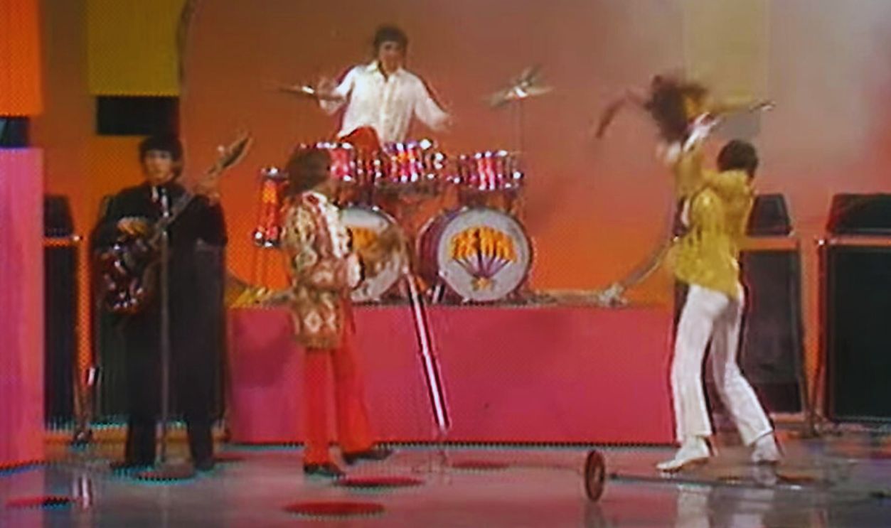 The Who on THE SMOTHERS BROTHERS COMEDY HOUR