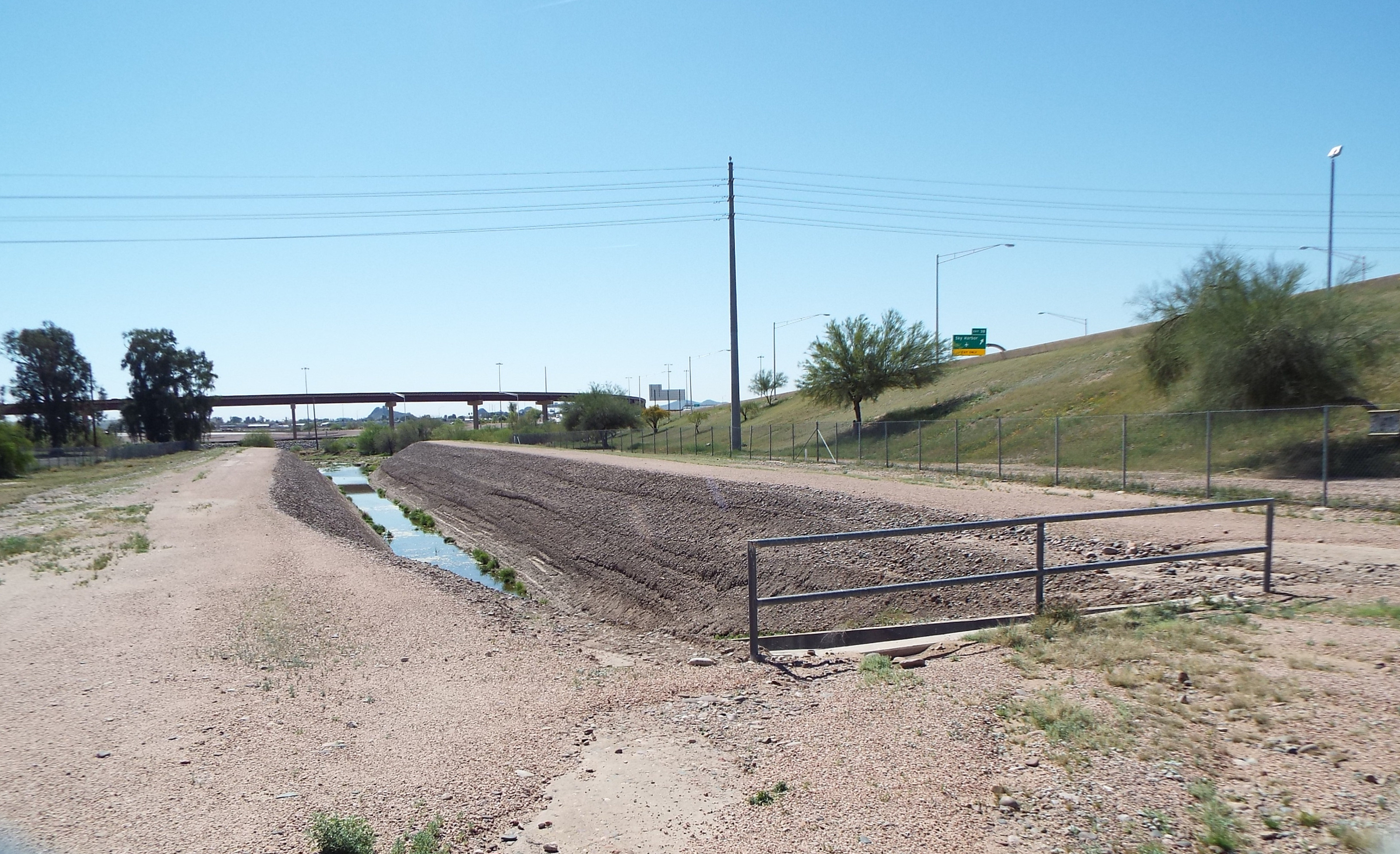 File:Phoenix-Pueblo Grande Ruin Crosscut Canal-1888-2.jpg