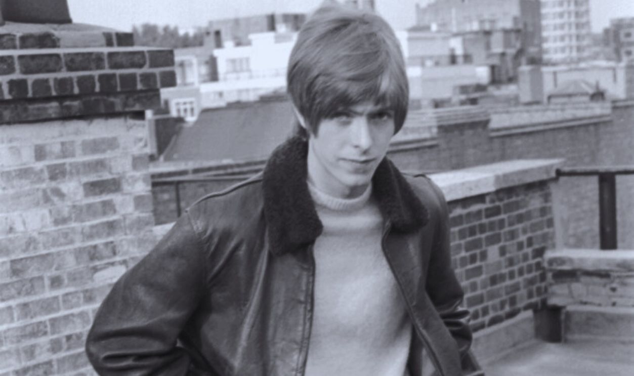 Gettyimages - 2202303630, Early Bowie British singer-songwriter David Bowie in a 1967 photoshoot on a rooftop in central London