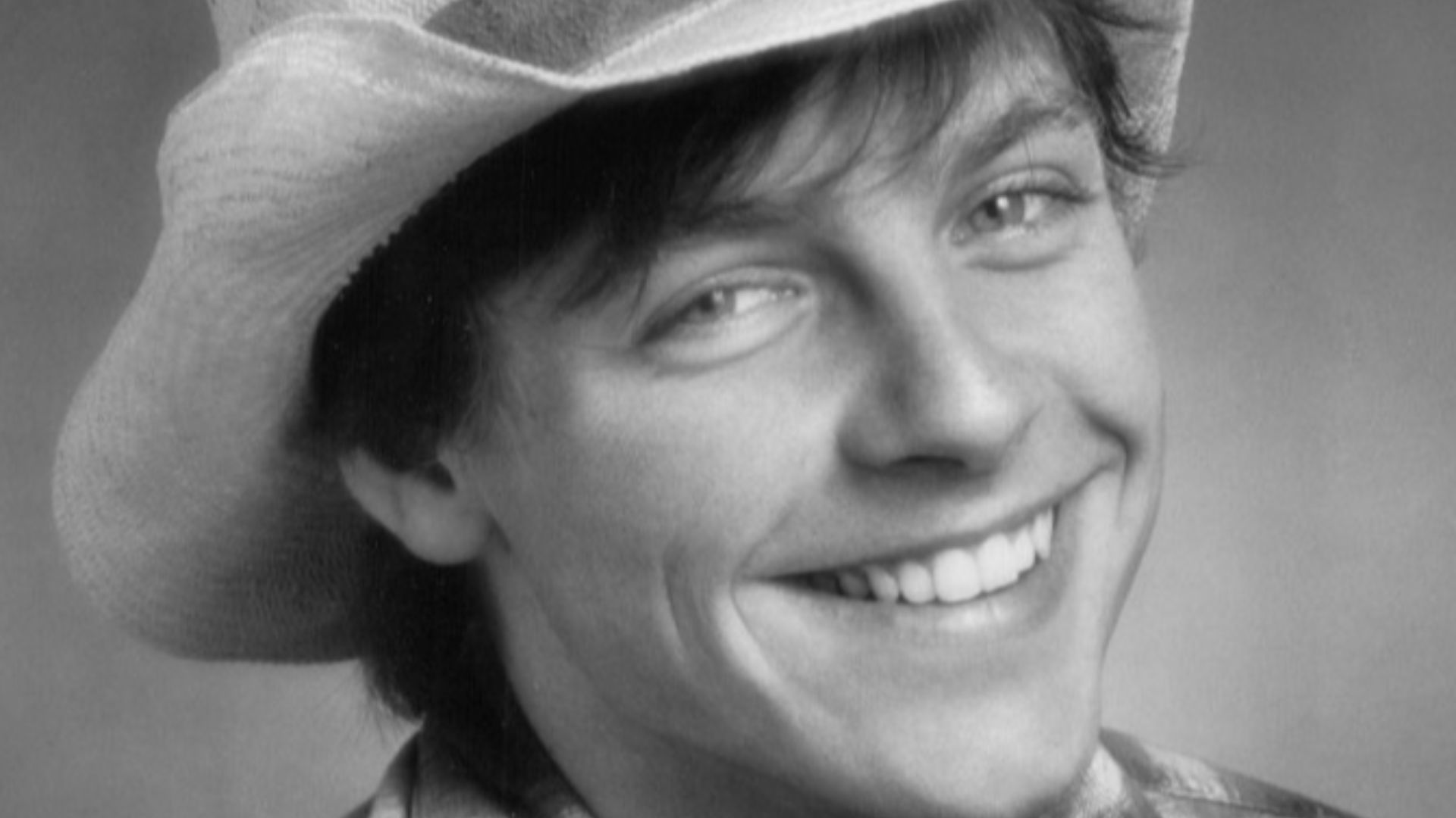 File:Mark Hamill 1975.JPG