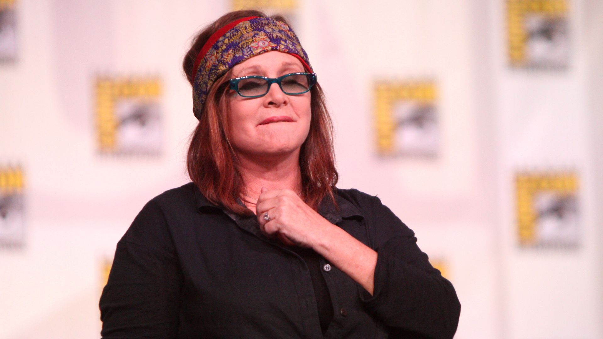 File:Carrie Fisher (7601381026).jpg