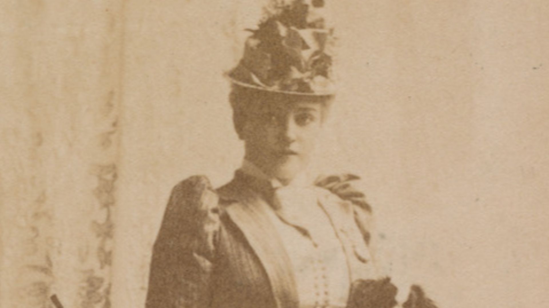 File:Lillian Russell, from the Actresses series (N664) promoting Old Fashion Fine Cut Tobacco MET DPB869772.jpg