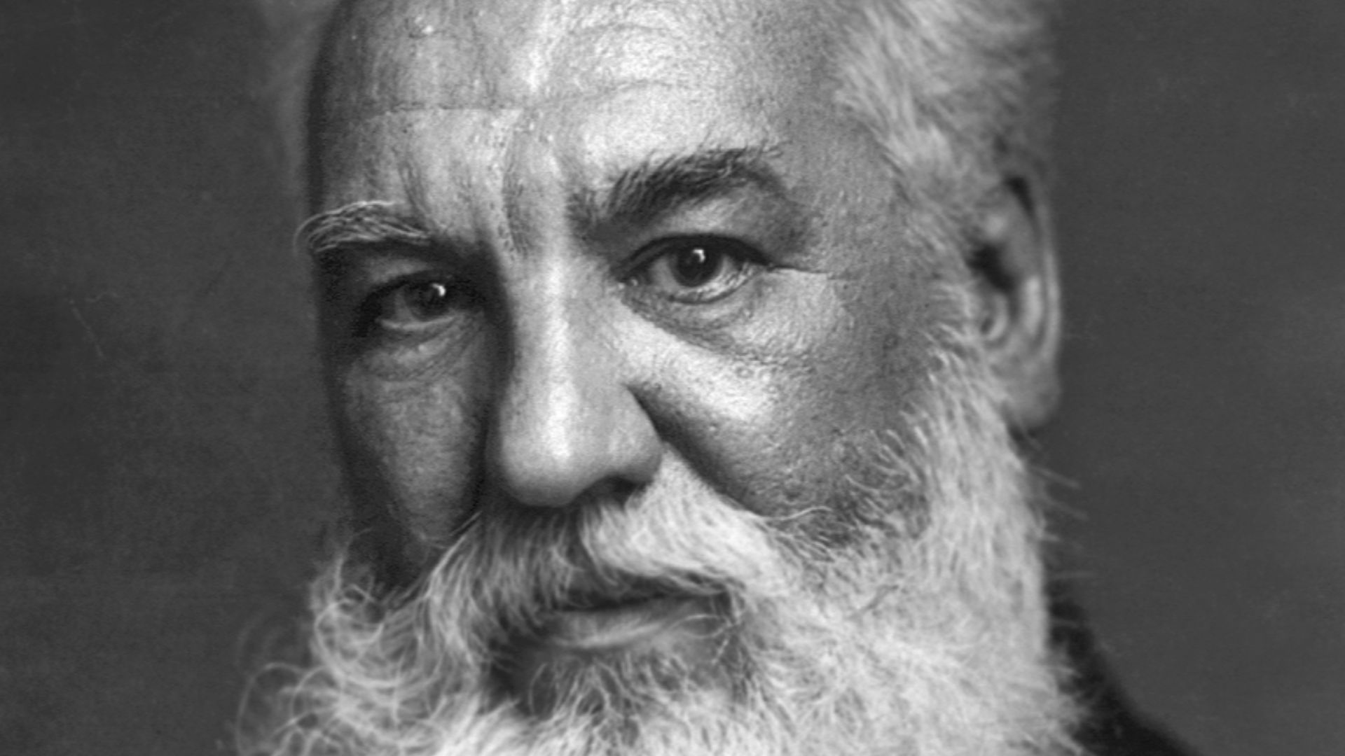 File:Alexander Graham Bell.jpeg