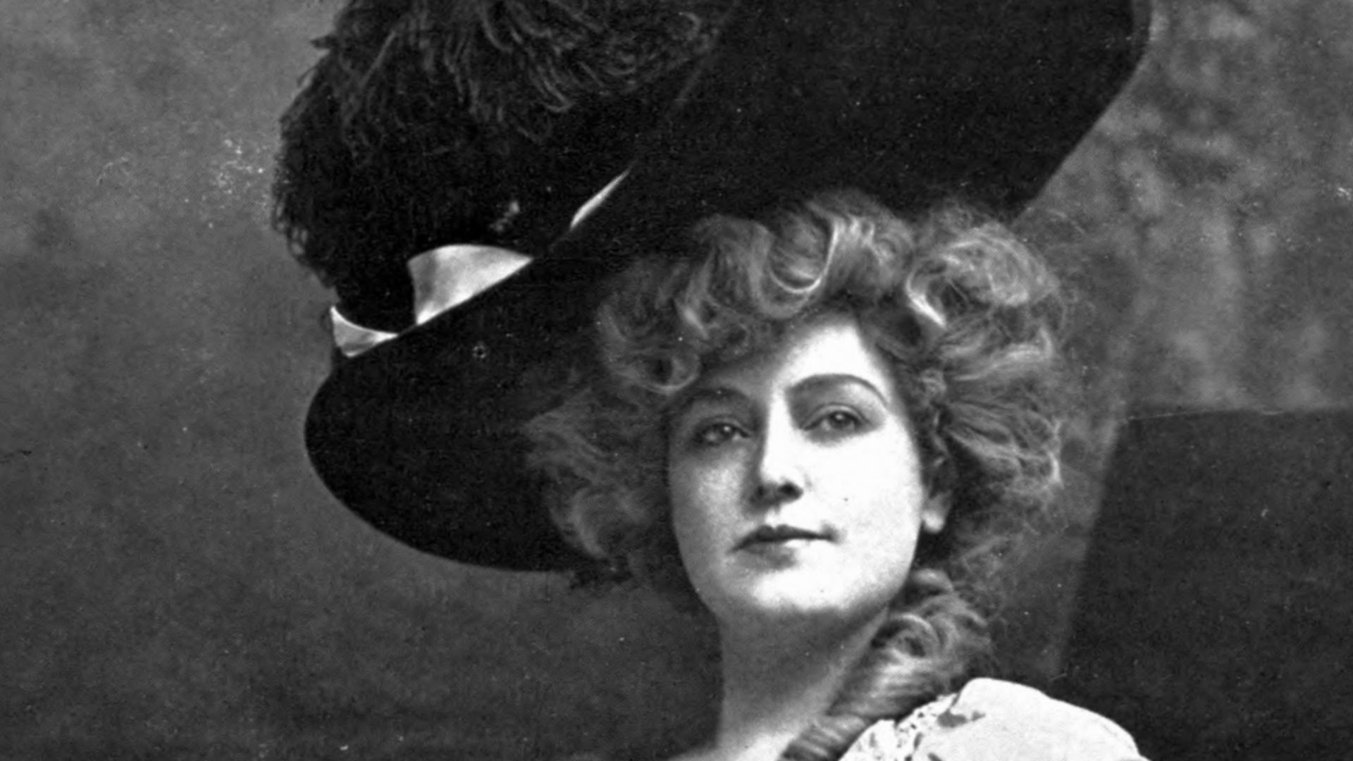 File:Lillian Russell, Falk 1904 - WWOTS1906.jpg