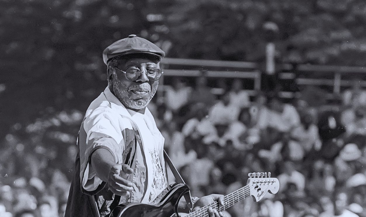 Gettyimages - 159353492, Curtis Mayfield At SummerStage American rhythm & blues and soul musician Curtis Mayfield (1942 - 1999) performs at Central Park's SummerStage, New York, New York, July 7, 1990. Five weeks later, Mayfield suffered from an accident that paralyzed him from the neck down.
