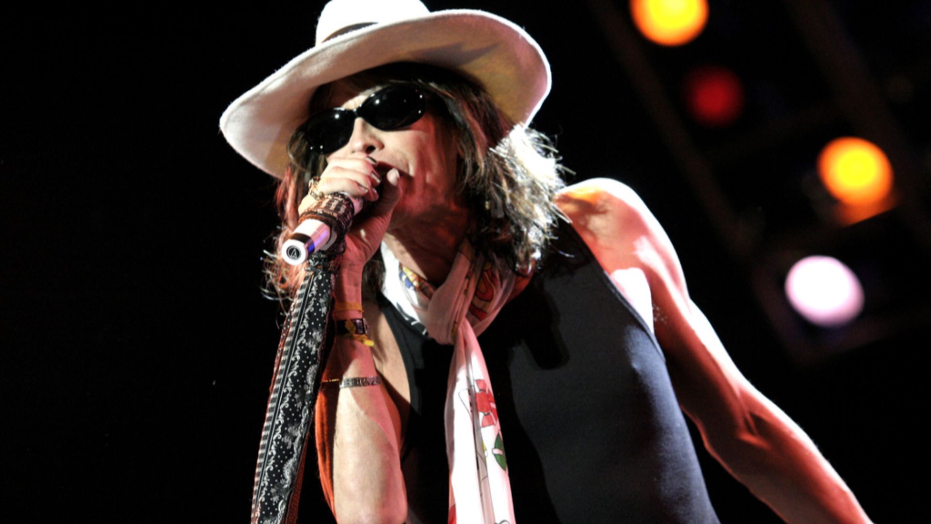 File:Steven Tyler 1.jpg