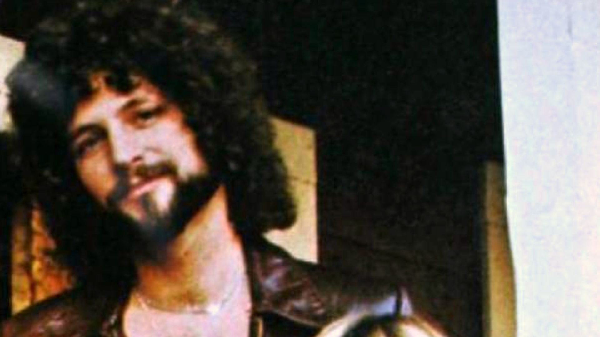 File:Stevie Nicks & Lindsey Buckingham 1977.jpg