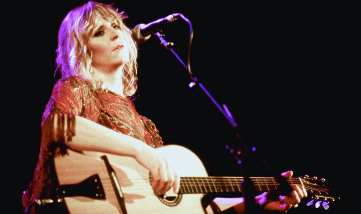 Gettyimages - 1378399501, Fleetwood Mac in Concert DALY CITY, CA - DECEMBER, 1979: English singer, songwriter, lead vocalist Chritine McVie, of the British-American rock band Fleetwood Mac, performs on stage during the 1979 Tusk Tour circa December, 1979 at the Cow Palace in Daly City, California.