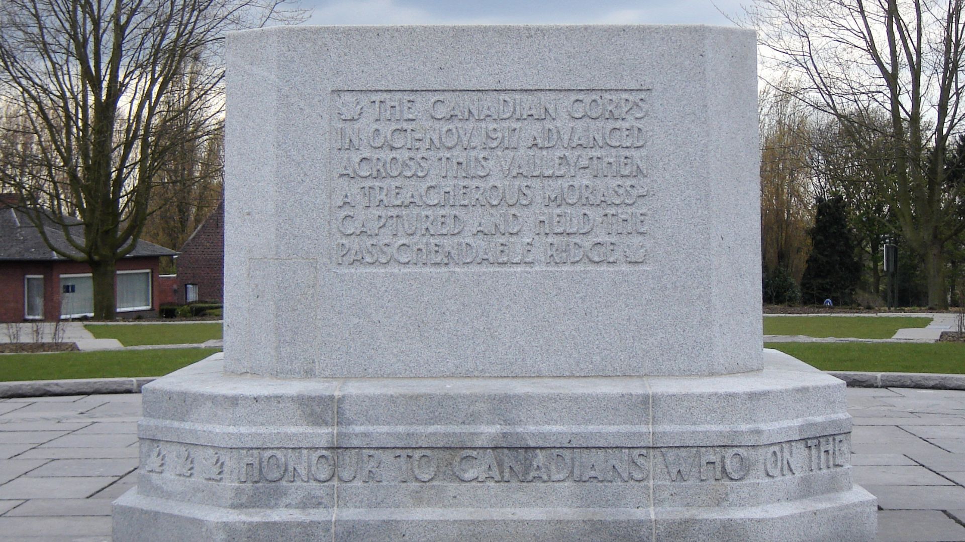 File:Passendale - Crest Farm 4.jpg