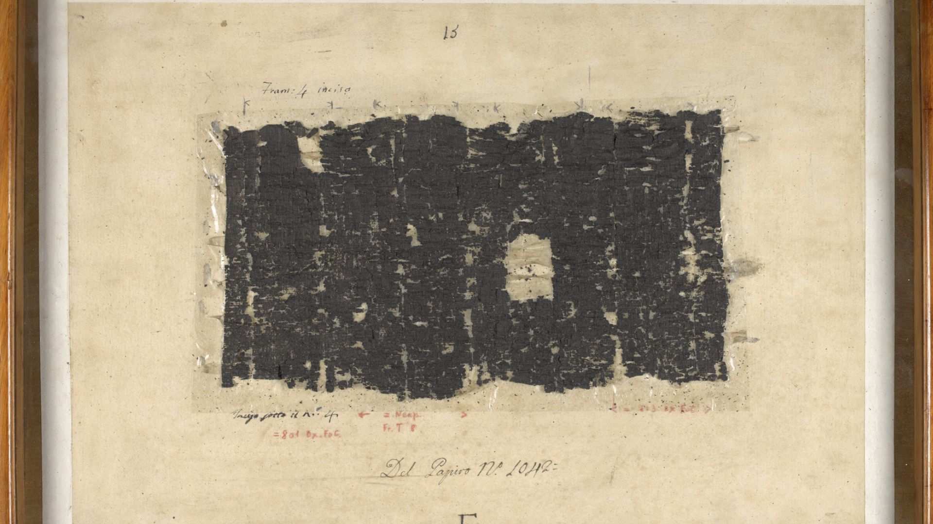 File:Heruclaneum Papyrus 1521 f001r, British Library 01.jpg