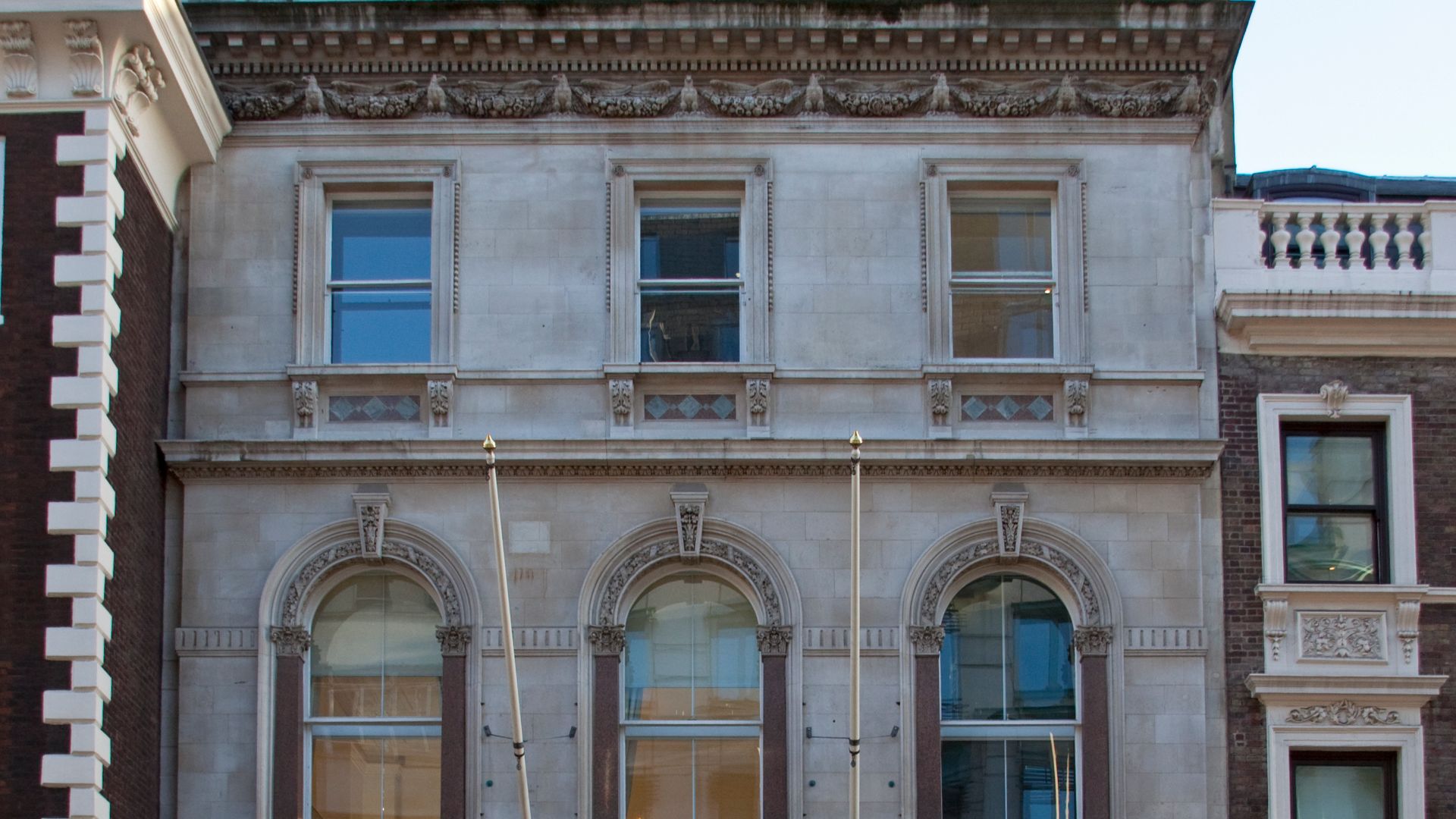 File:Site of Nell Gwynnes House (5126916556).jpg