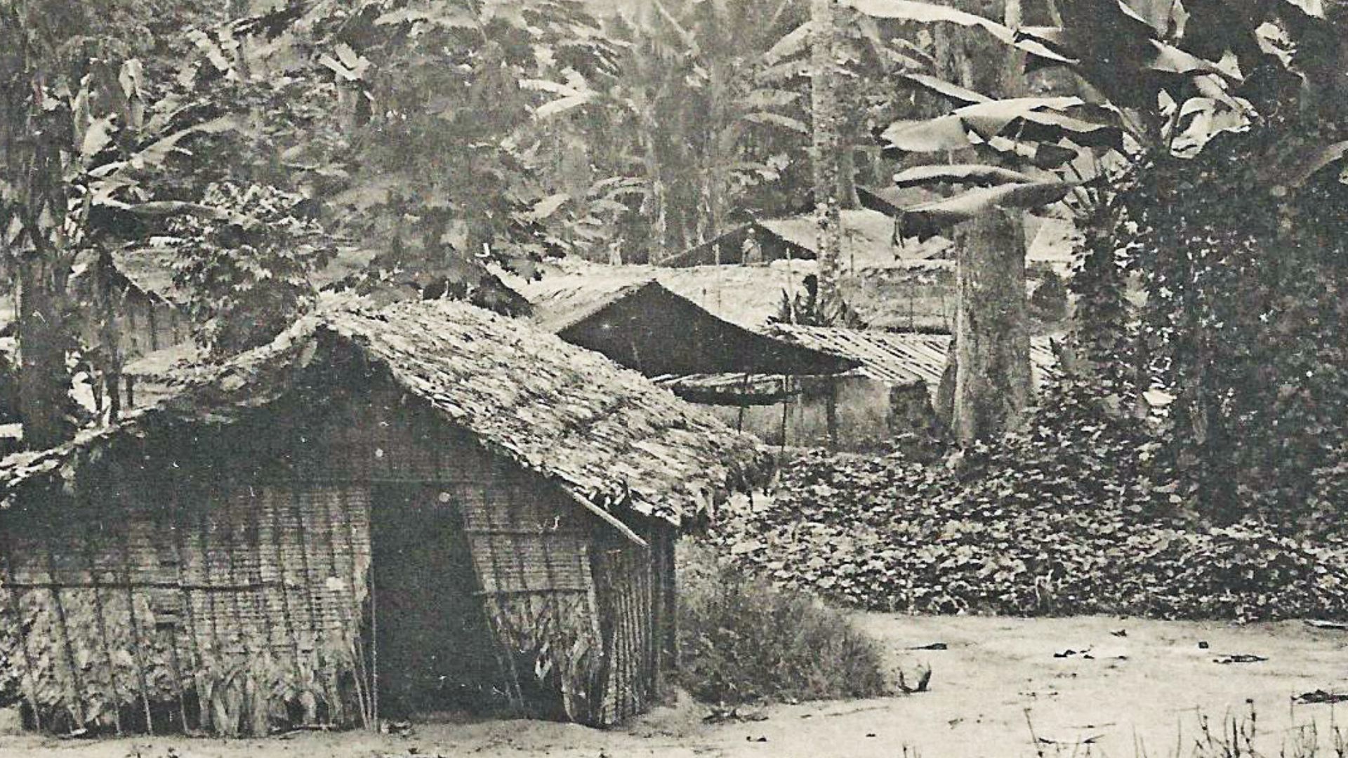 File:Village de Titchinlounga-Mayoumba-Congo Français.jpg