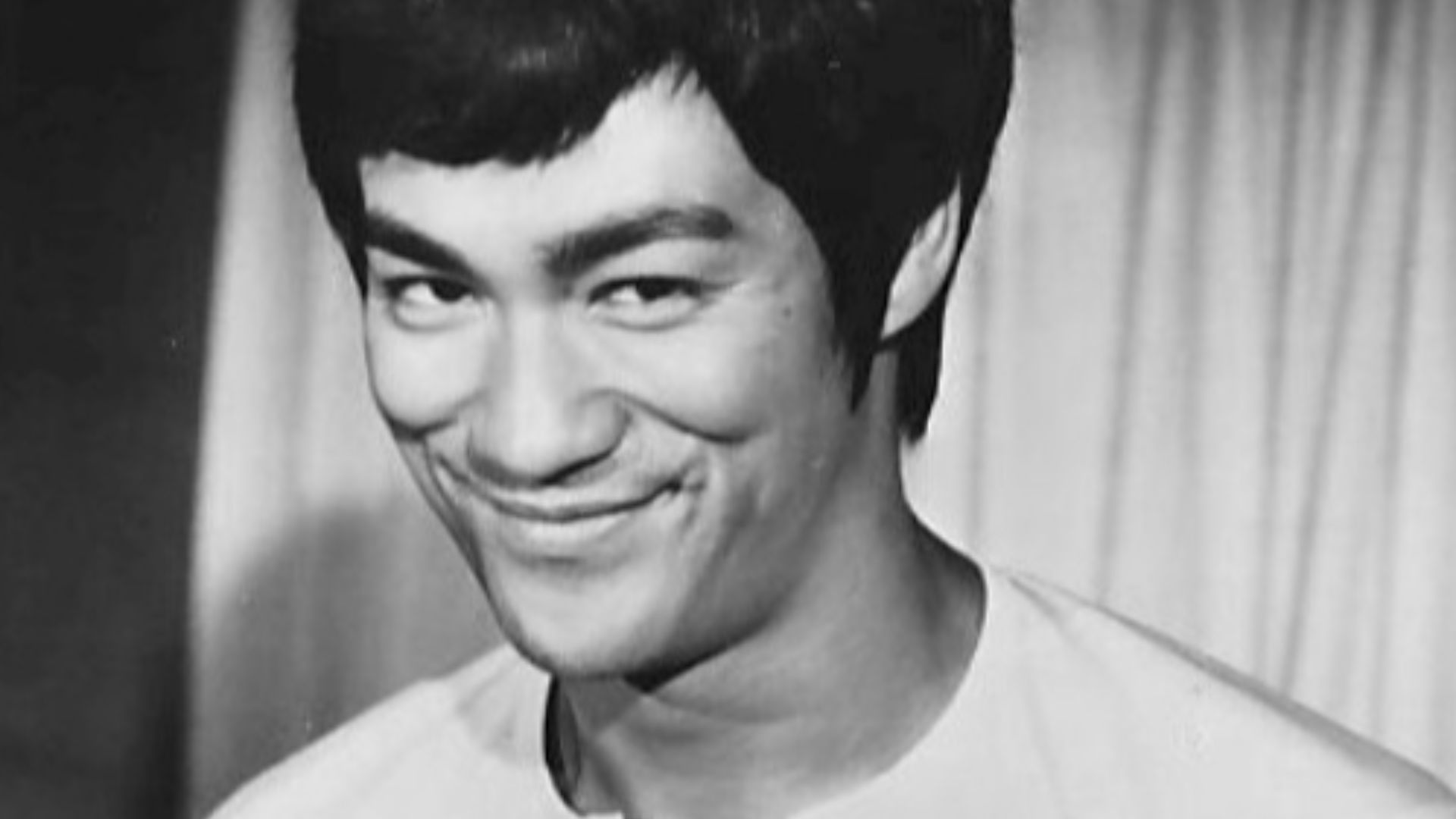 File:Bruce Lee 1973.jpg