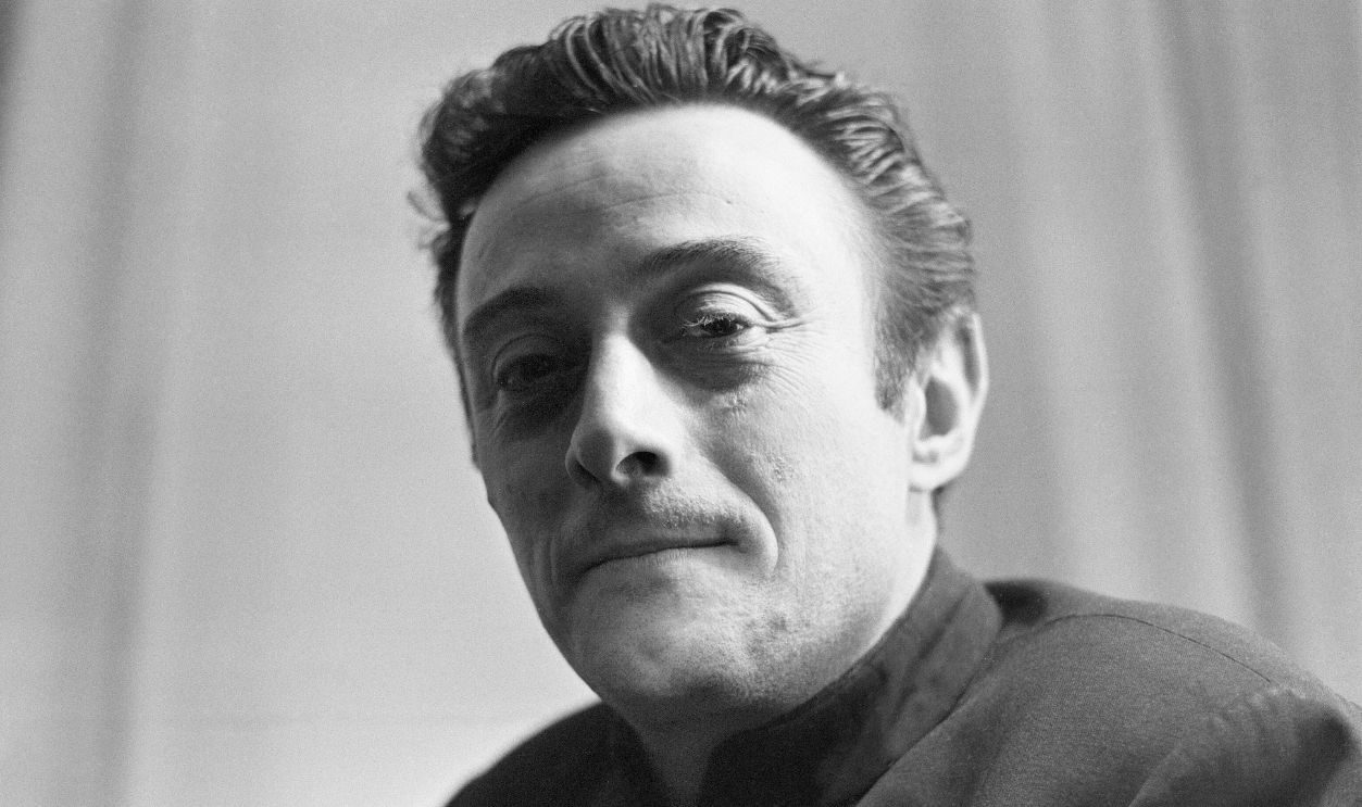 Portrait of American comedian Lenny Bruce during his visit to London. 20th April 1962.