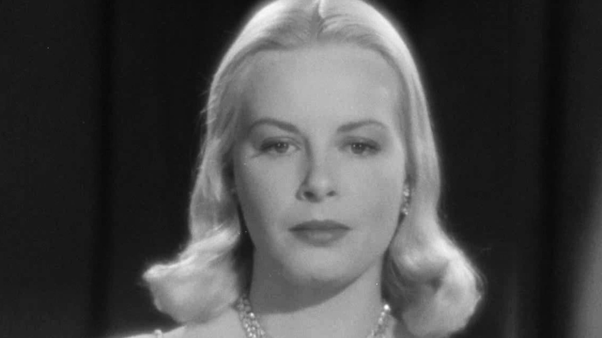 File:JeanWallace BigCombo.jpg