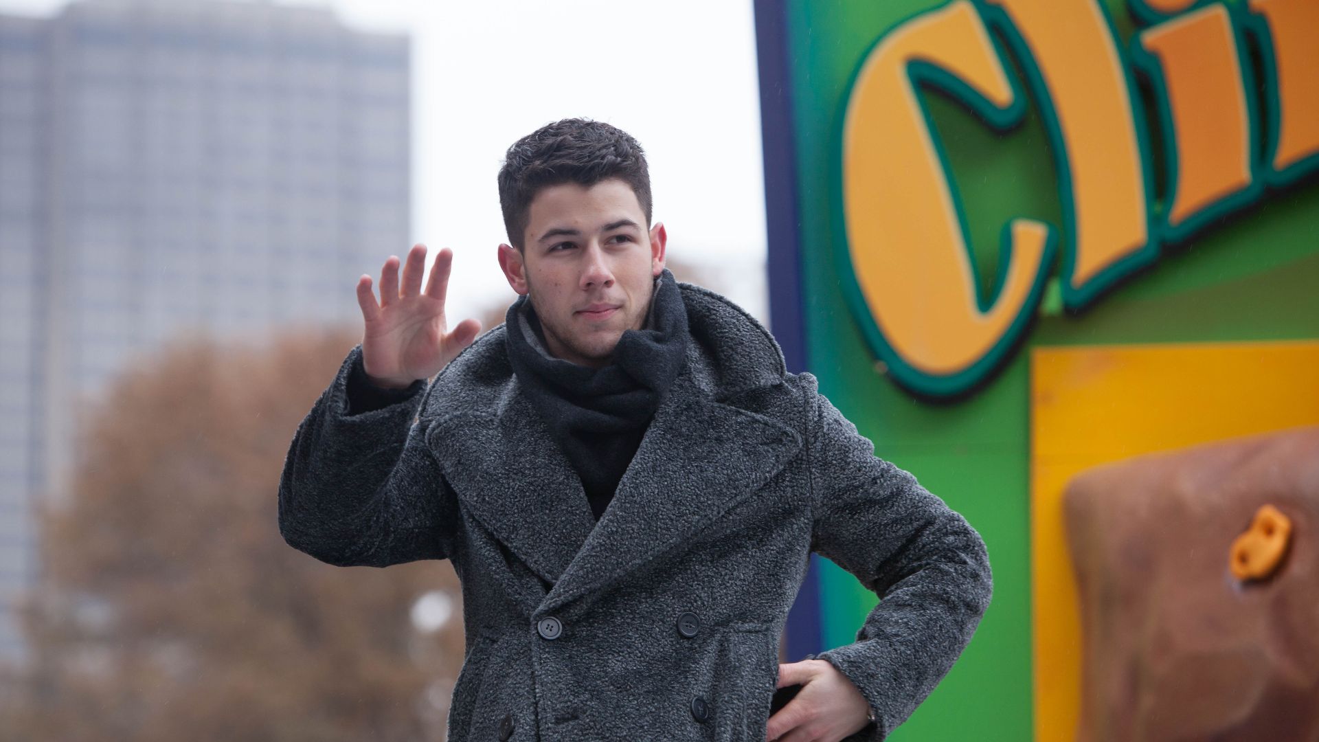File:Nick Jonas 2014 Macy's Thanksgiving Day Parade New York City.jpg