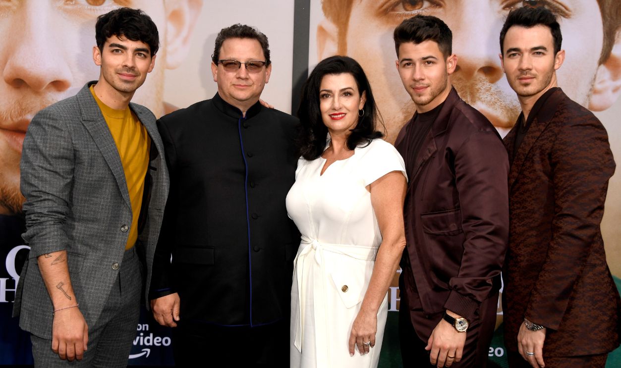(L-R) Joe Jonas, Paul Kevin Jonas Sr., Denise Miller-Jonas, Nick Jonas, and Kevin Jonas attend the Premiere Of Amazon Prime Video's