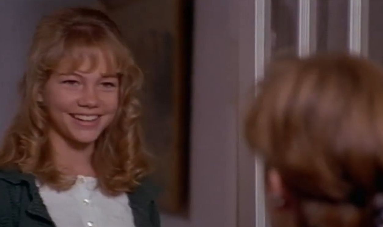 14-Year-Old Michelle Williams is Adorable on the Set of 'Lassie'
